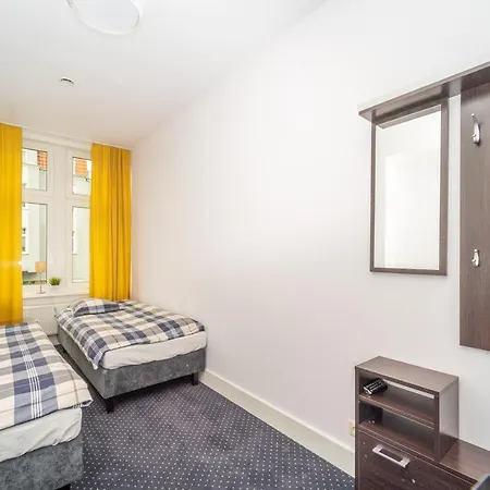 Za Zielonymi Drzwiami 索波特