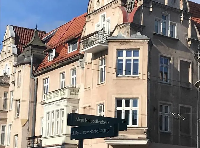 Za Zielonymi Drzwiami * Sopot