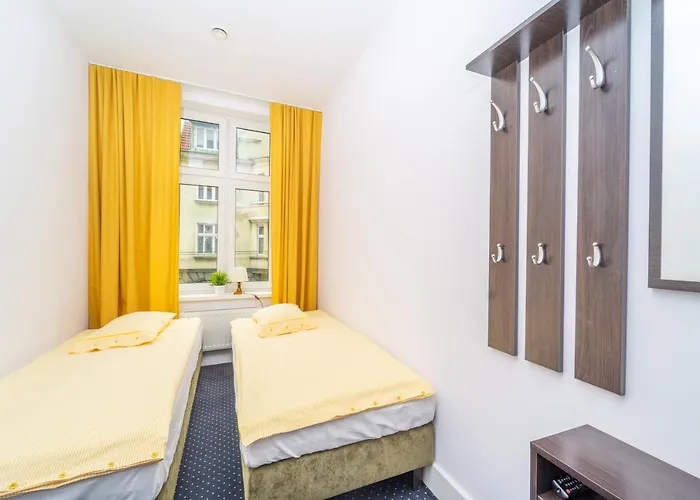 Za Zielonymi Drzwiami * Sopot